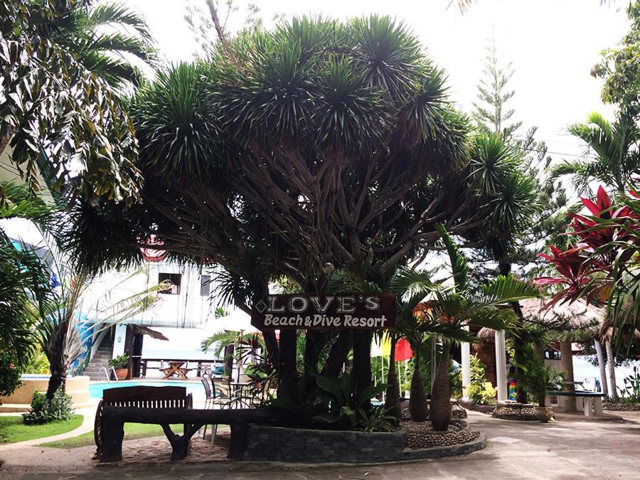 Love'S Beach & Dive Resort 몰볼 외부 사진