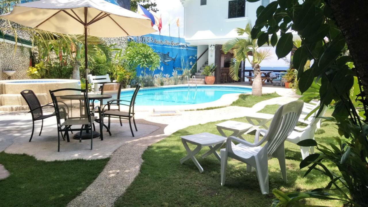 Love'S Beach & Dive Resort 몰볼 외부 사진